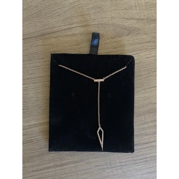 NWOT Rose Gold Tone Arrow Drop Elegant Made With Swarovski Crystal Necklace‎ NEW - Picture 4 of 5